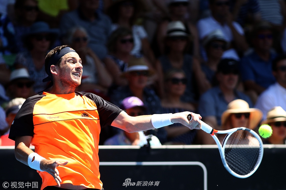 aoa体育-奥克兰王国女子篮球队再夺冠(奥克兰王国女子篮球队再夺冠是哪一年)
