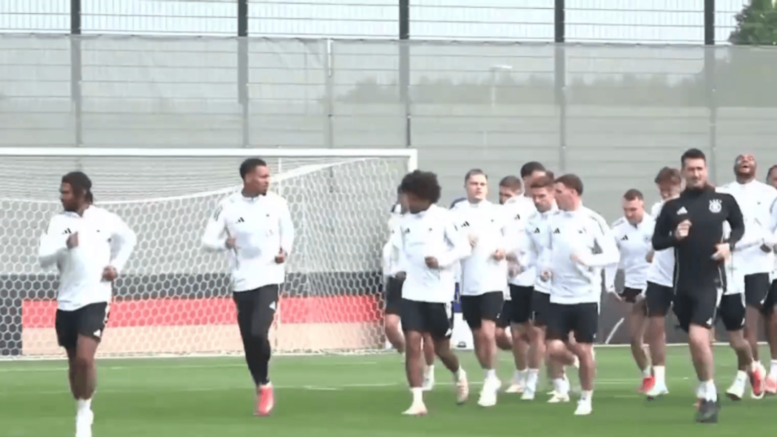 aoa体育培训-欧国联比赛中球队展现出的信心与实力