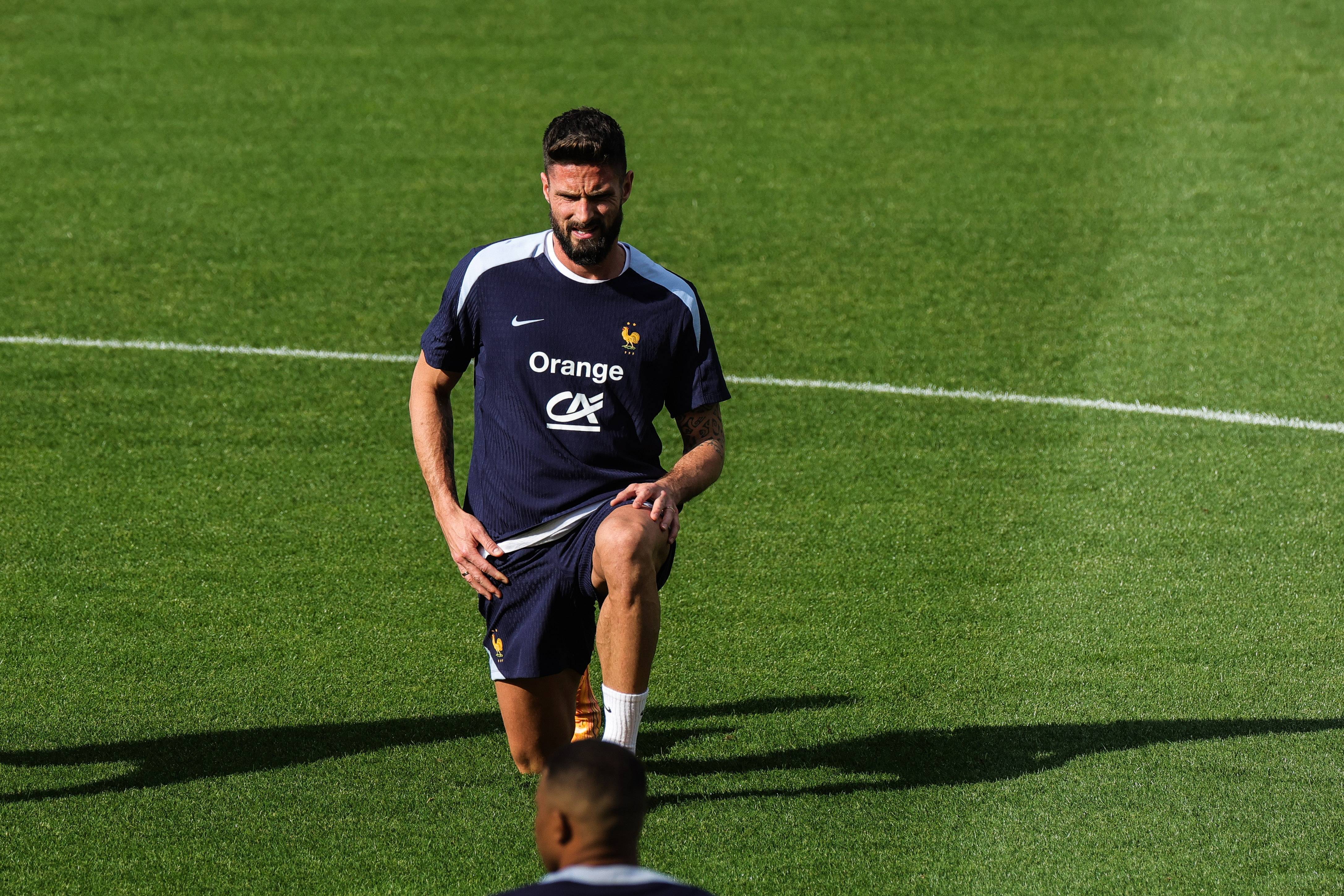 aoa体育课程-法国球员因伤缺席国家队比赛的简单介绍