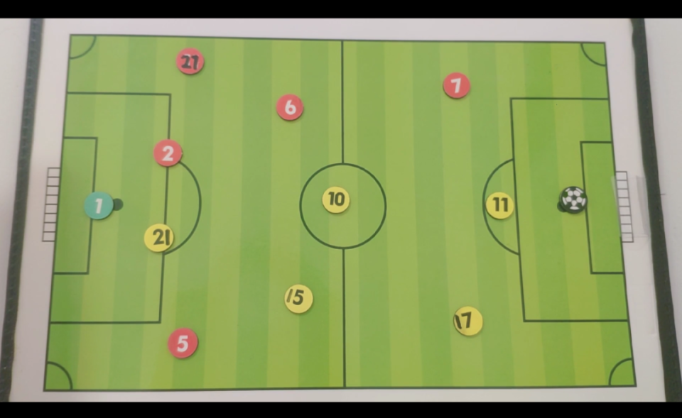 aoa体育娱乐-全北现代大胜新加坡，领跑小组排名的简单介绍