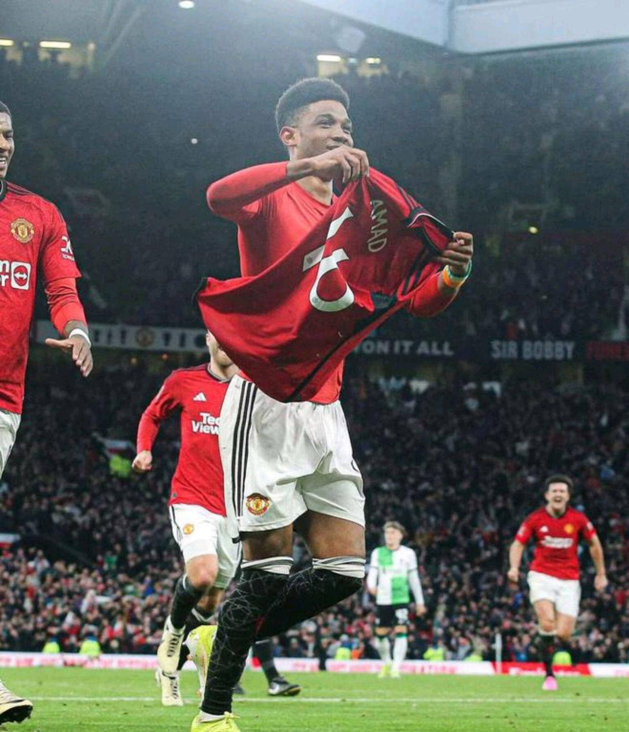 勒沃库森前锋再度受伤,球队锋线不稳定的简单介绍 勒沃库森前锋再度受伤,球队锋线不稳定的简单介绍