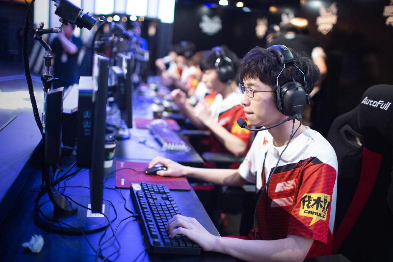 包含陕西队不敌劲旅,连败两场陷入低谷的词条 包含陕西队不敌劲旅,连败两场陷入低谷的词条