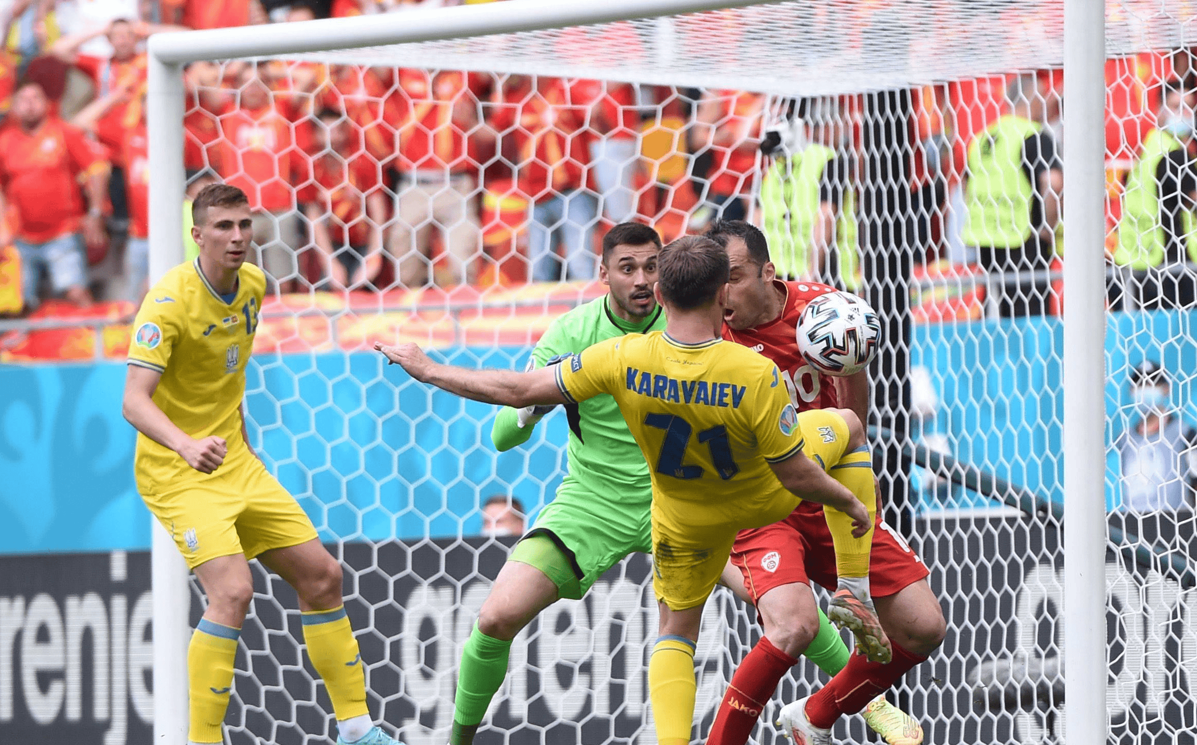 aoa体育活动-足球联赛热门投注预测成为话题焦点