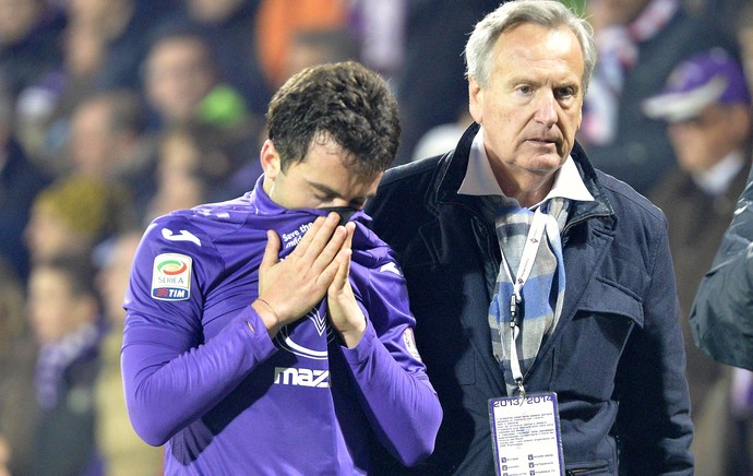 包含佛罗伦萨球队心态波动，主教练调整训练计划的词条