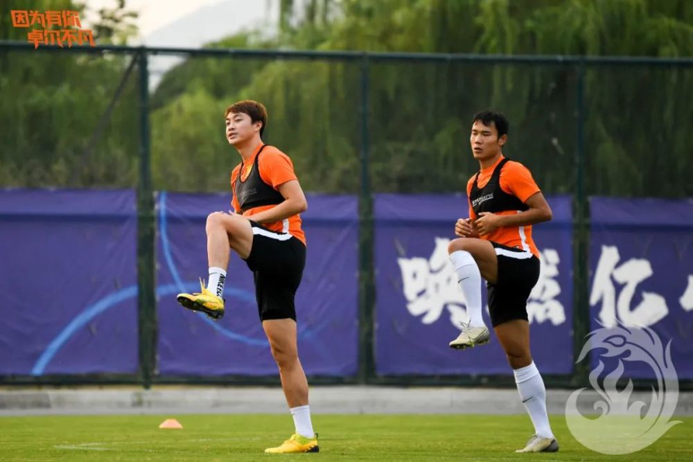 韩国球队强势备战，迎接挑战