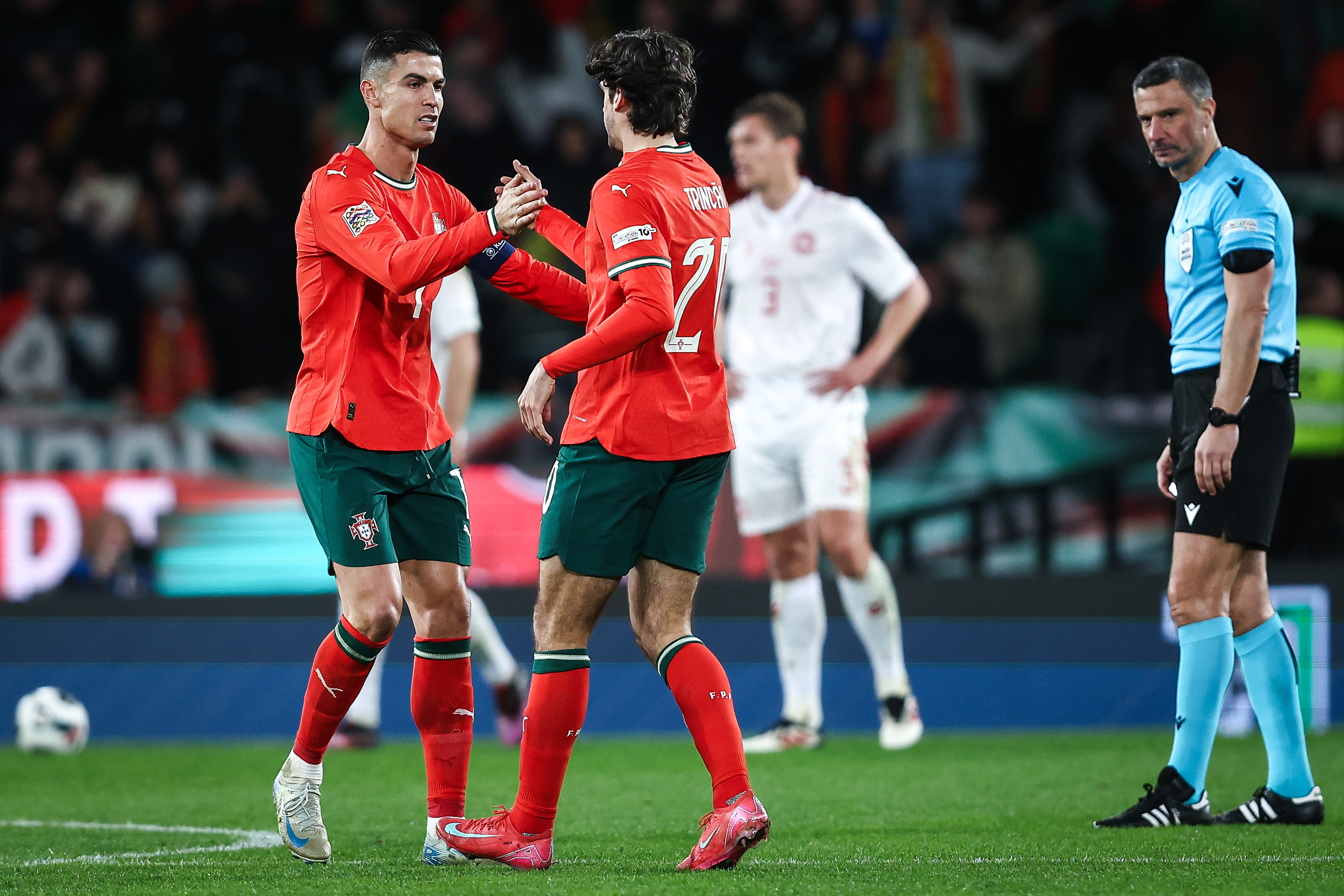 aoa体育课程-葡萄牙国家队战胜德国，晋级半决赛