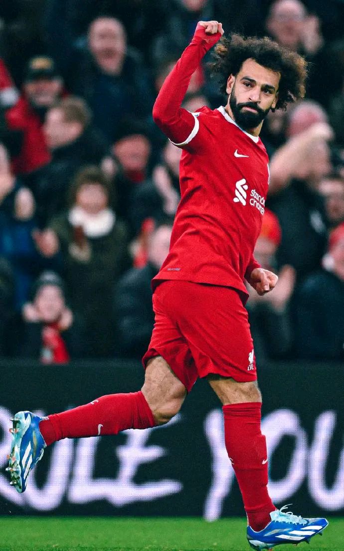 aoa体育馆-利物浦客场遭遇惨败曼城换回领先的简单介绍