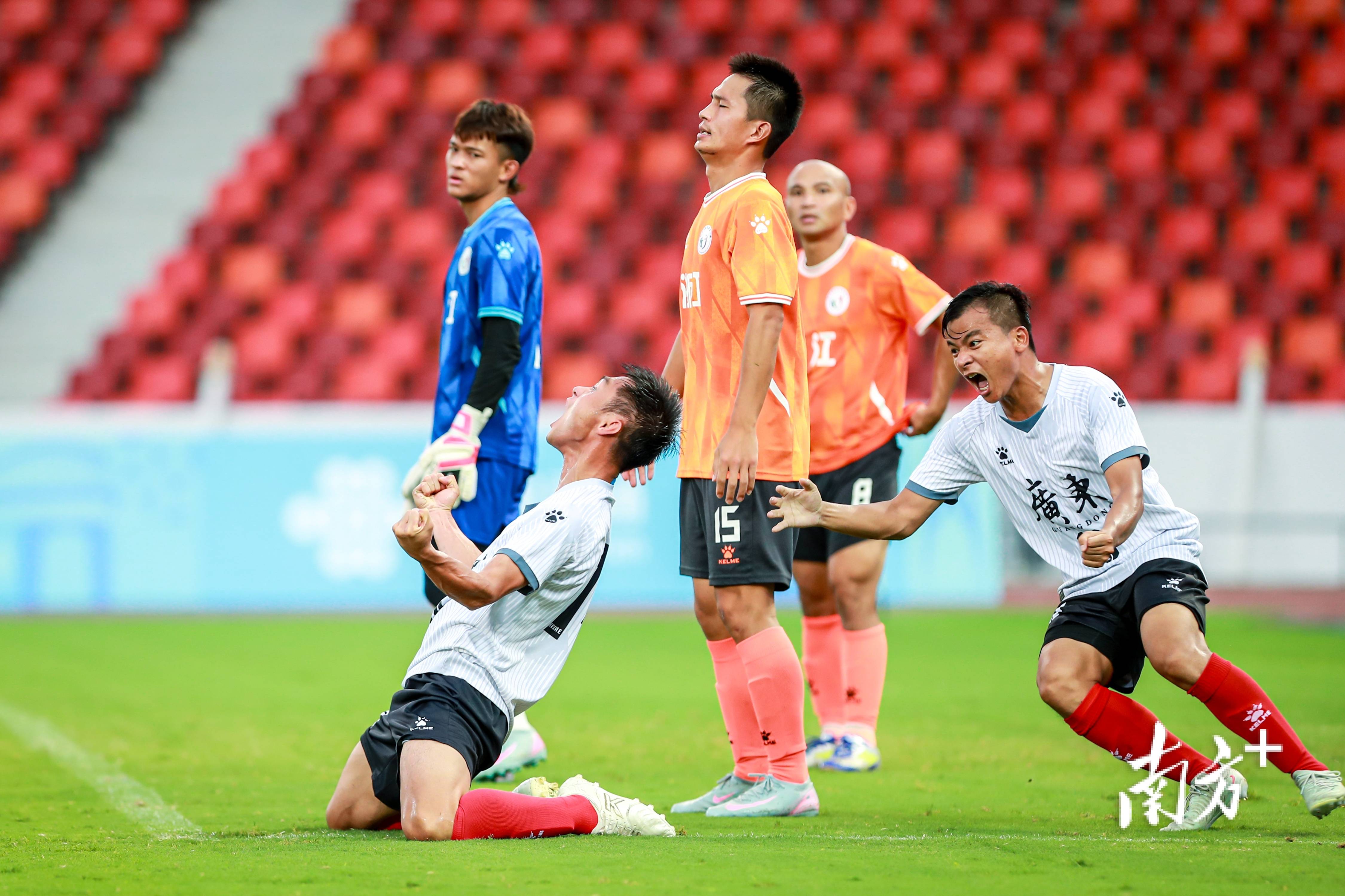 aoa体育馆-简洁精准的战术，球队夺取胜利