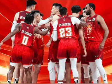 aoa体育视频-深圳男篮主场力克对手，夺得胜利