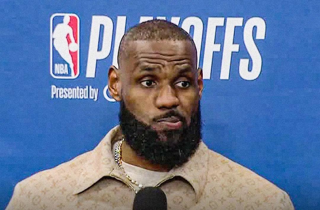 关于湖人队主帅沃顿怒斥球员态度问题，欲重塑团队精神的信息