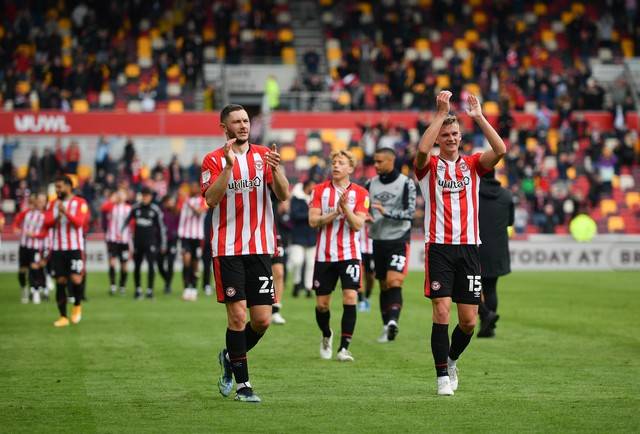 谢菲联中场精彩助攻，助球队继续保持不败的简单介绍